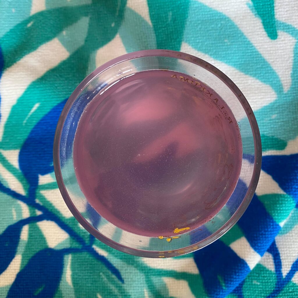 アセロラ酵素ドリンクっピンク色